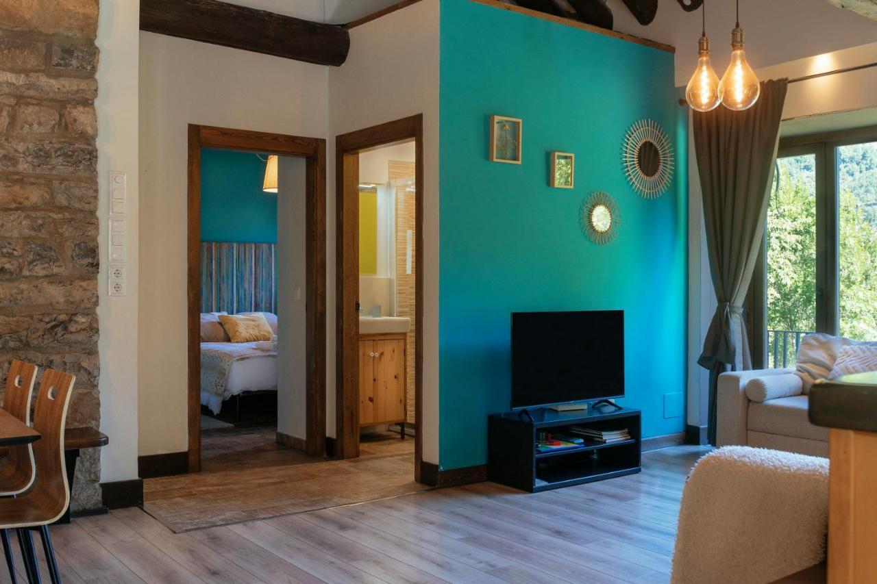 La Borda De Chelis Guest House โบรโต ภายนอก รูปภาพ